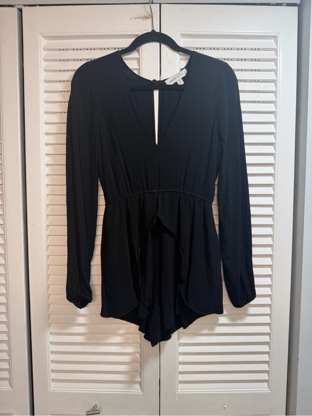 Finders Keepers Black Long-Sleeve V-Neck Romper